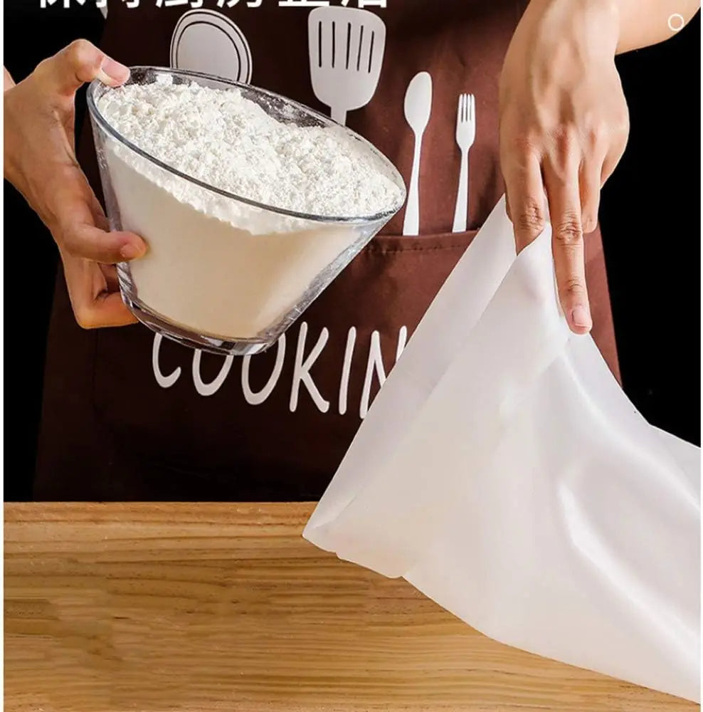 Silicone Kneading Bag for Dough & Marinades: Reusable Nonstick Kitchen Tool for Baking & Cooking